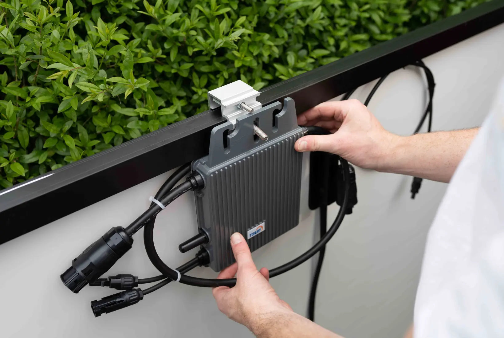 Balkonkraftwerk Montage: Darauf solltest du achten