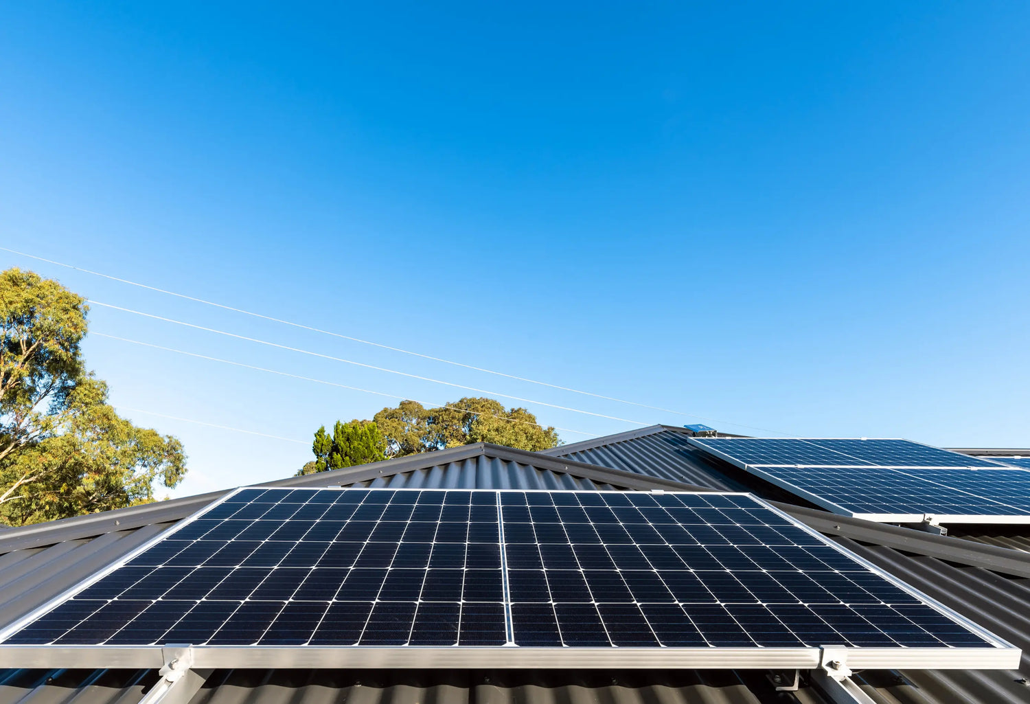 Solarmodule auf einem Hausdach