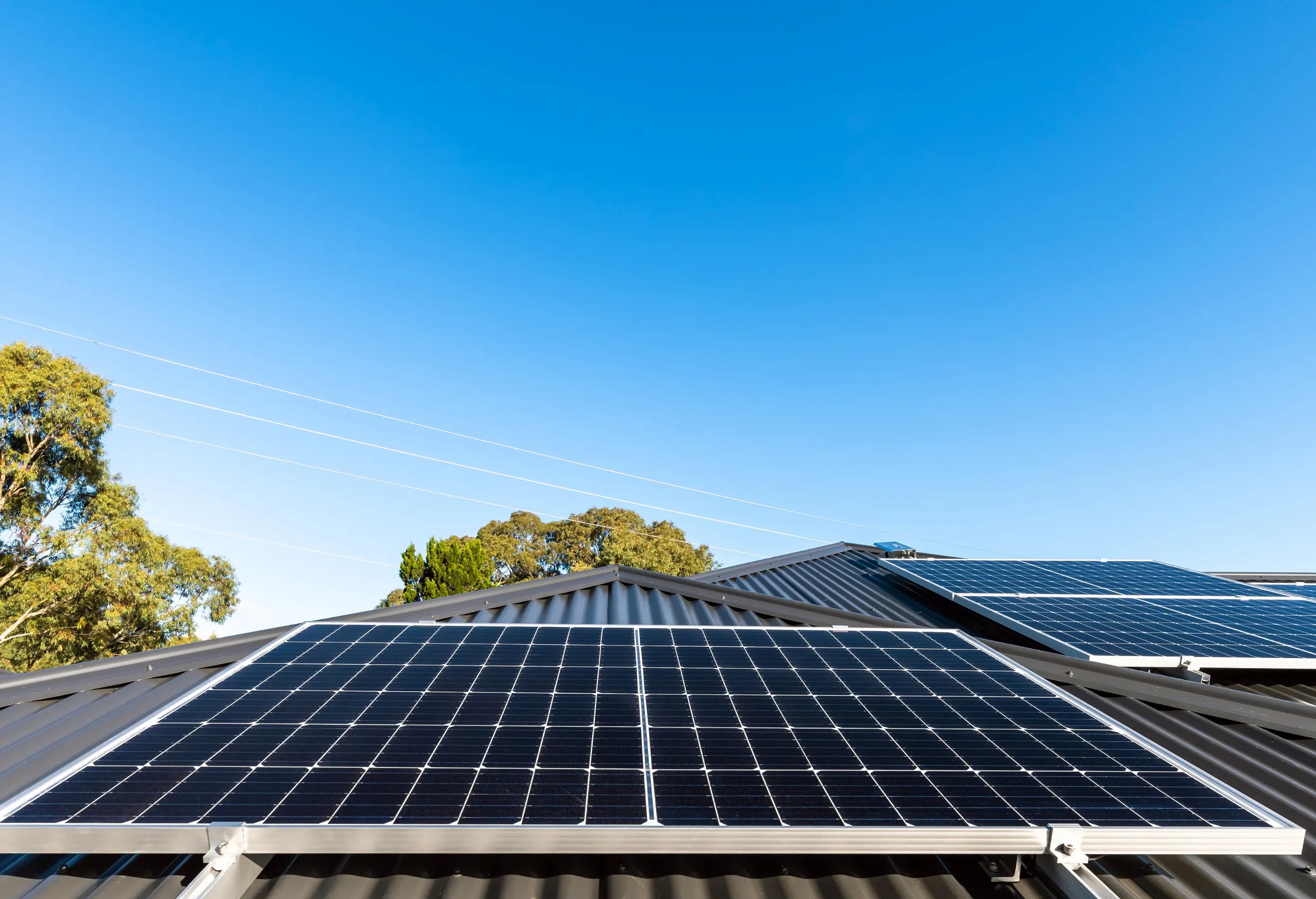 Solarmodule auf einem Hausdach